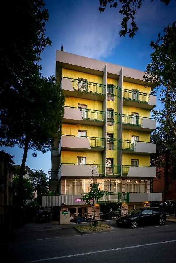 Hotel Mamy Rimini 2*,